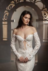 Samantha  с рукавами