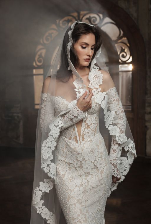 Samantha с фатой