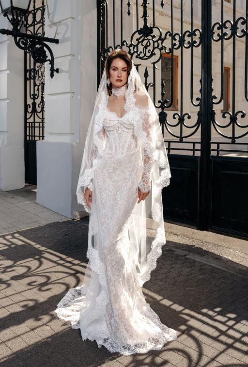 Angelique с фатой